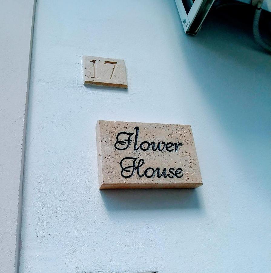 Flower House Villa Montescaglioso Exteriör bild